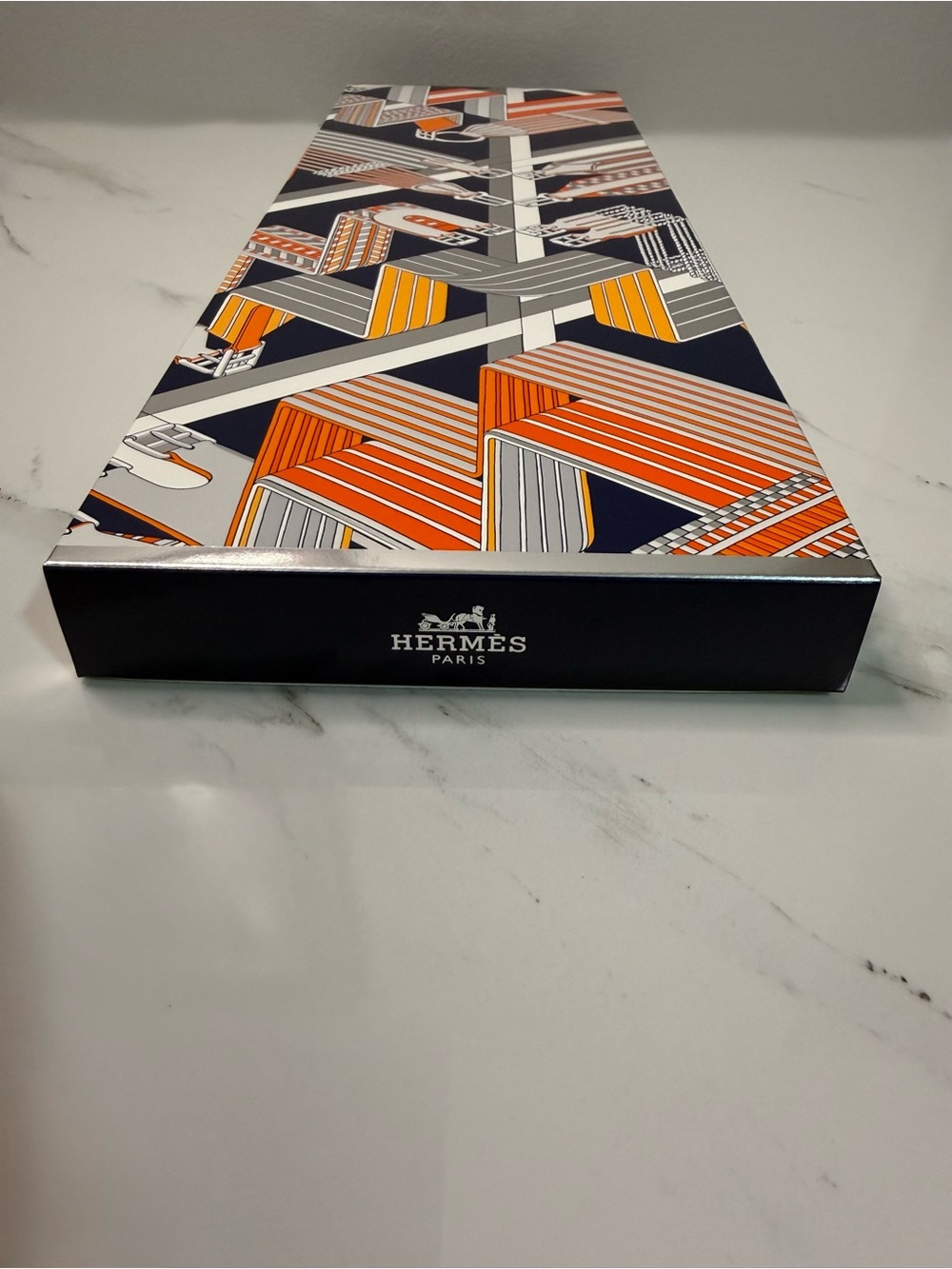 Hermes Silk Patterned Men's Tie in Yellow and Beige - Picture 9 of 9